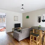 Appartement Le Chatoyant, Sur L'ile De *